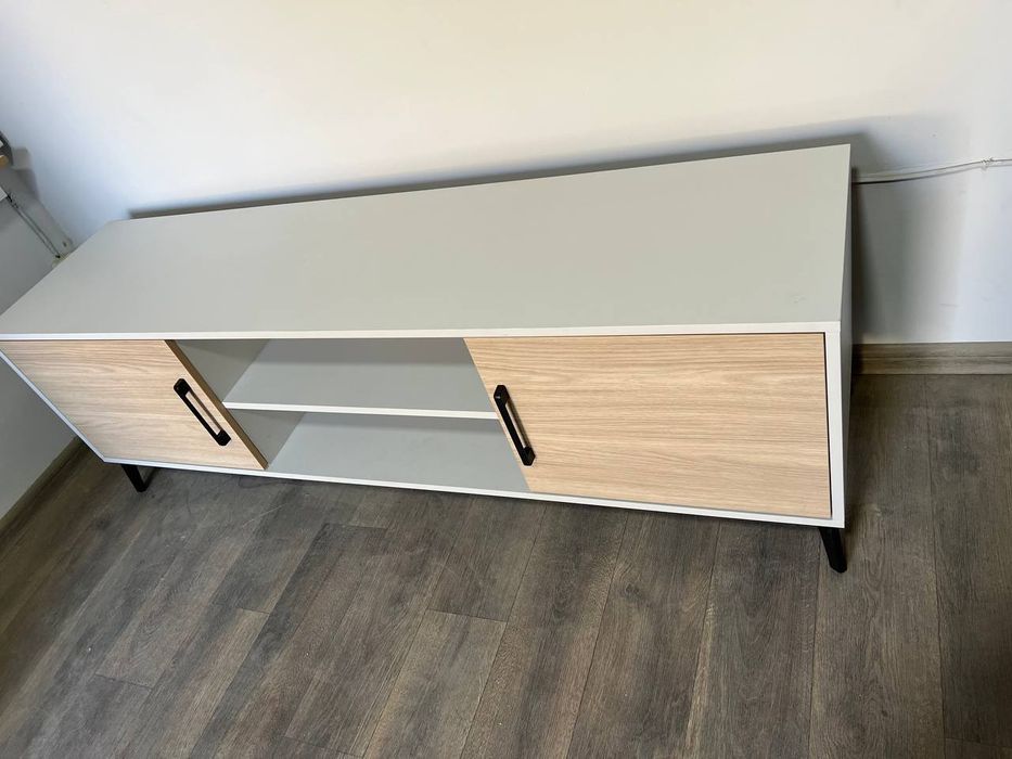 Пад тв тумба мдф размер 1.60см 53см 40см метал ношка давочи петла