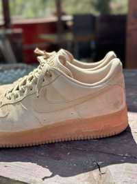 Nike Air Force 1 crem mărimea 47