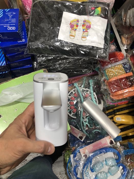 Сенсорная помпа для воды