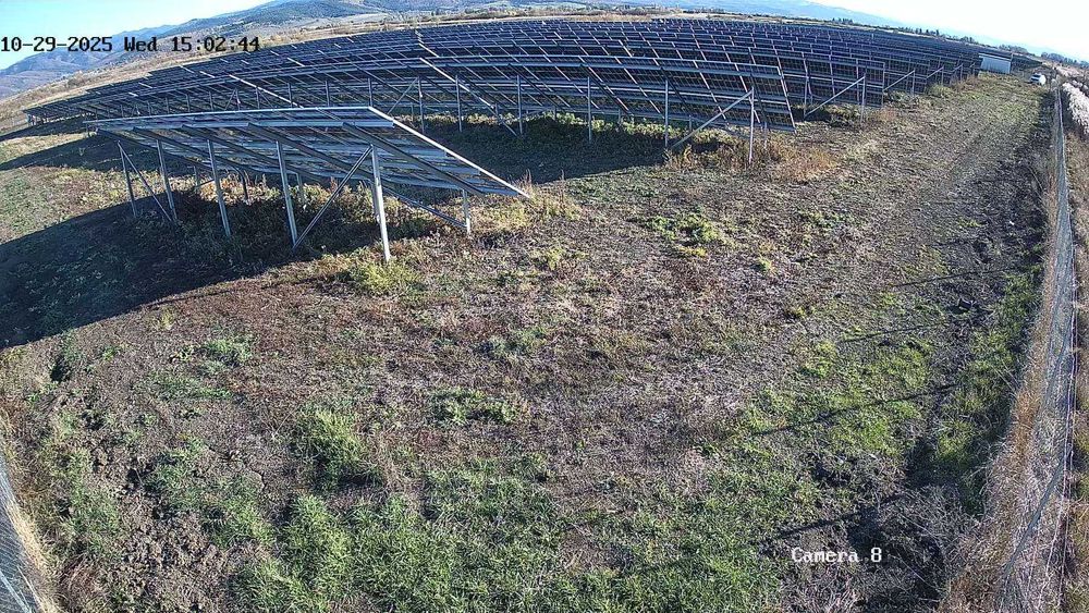 Parc  fotovoltaic 5MW finisat si racordat la retea