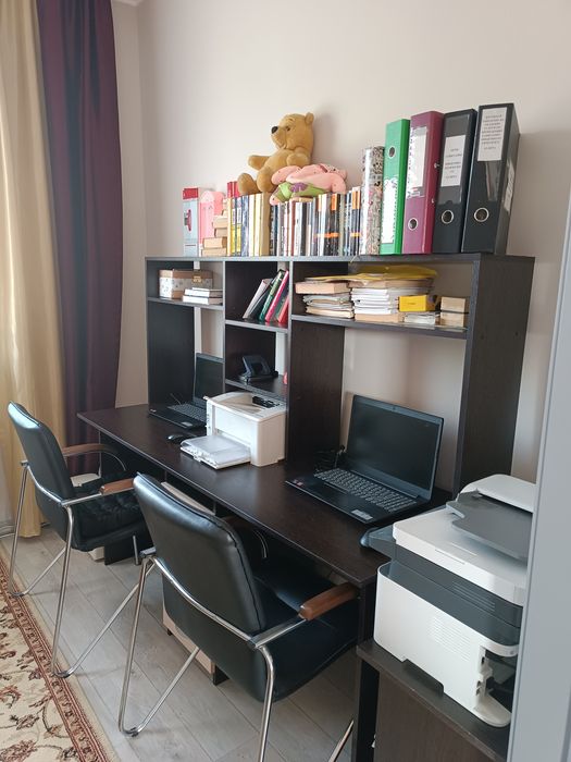 Стол для работы.