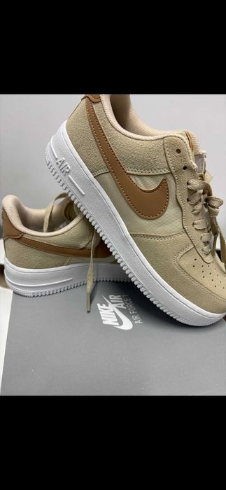 Vand Nike Air Force
