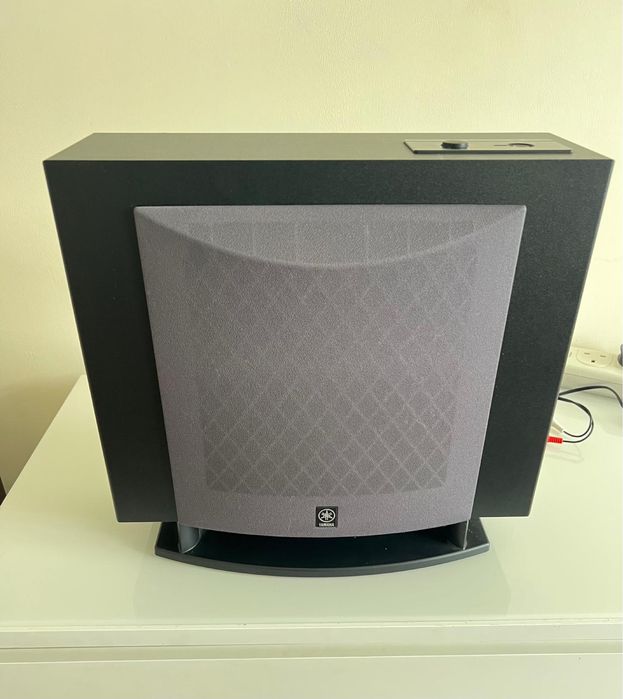 Subwoofer activ Yamaha  YST-FSW 100