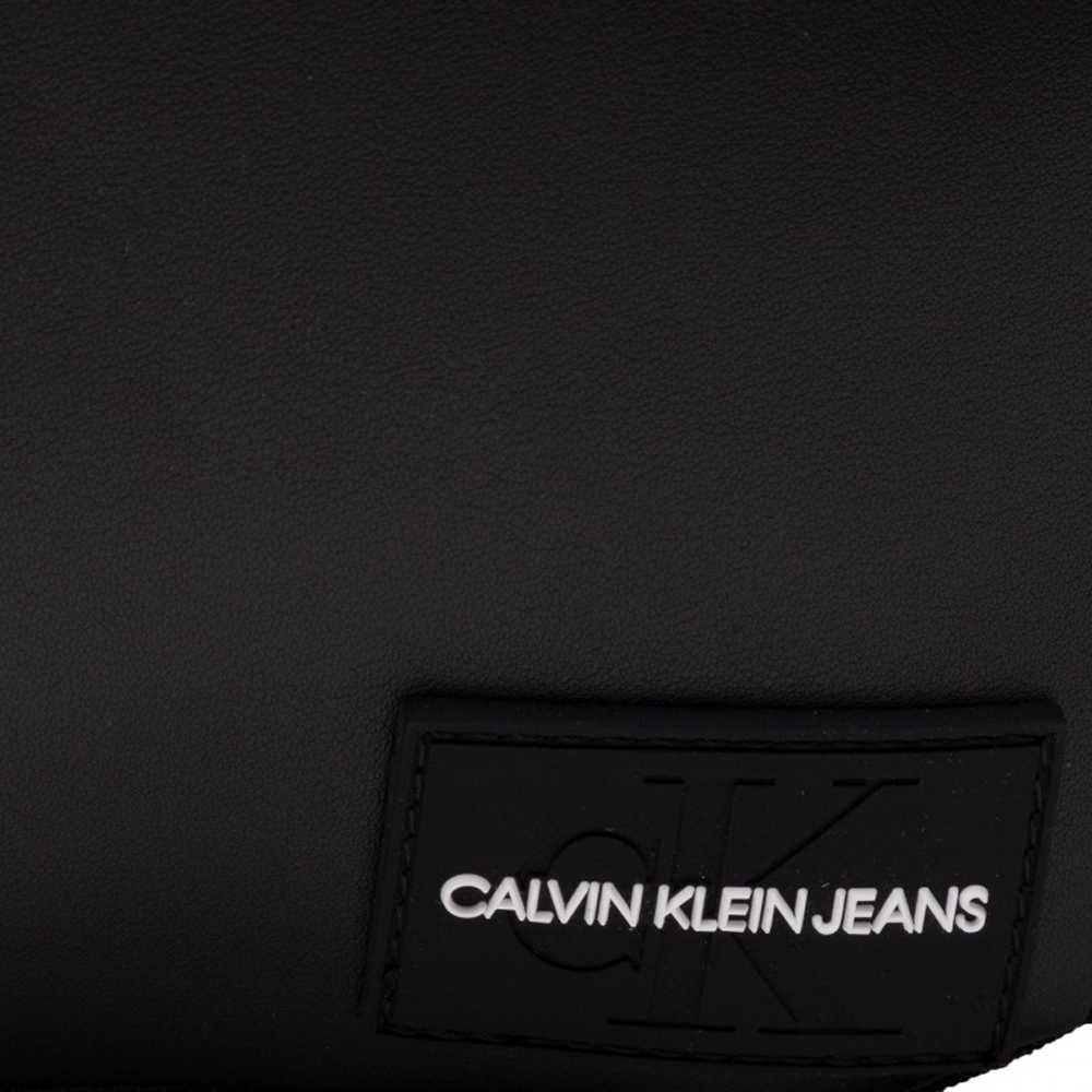Calvin Klein Оригинална чантичка за кръста / през рамо