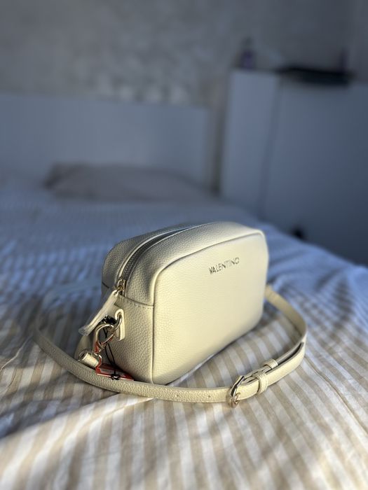 geanta originala valentino noua cu eticheta