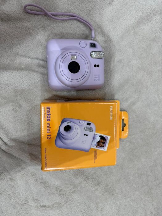продам instax ,новый ,пользовались пару раз