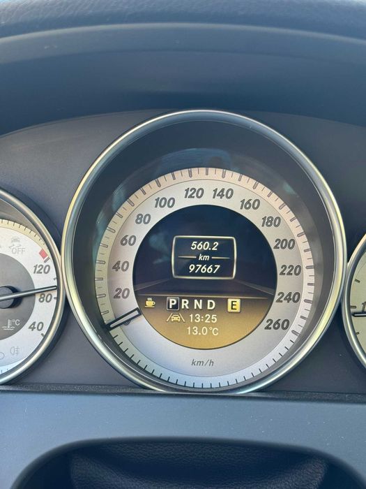 Mercedes C220 CDI W204 Coupe 98 k km Distronic Panoramic LED