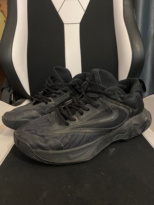 Adidasi de sport, Nike