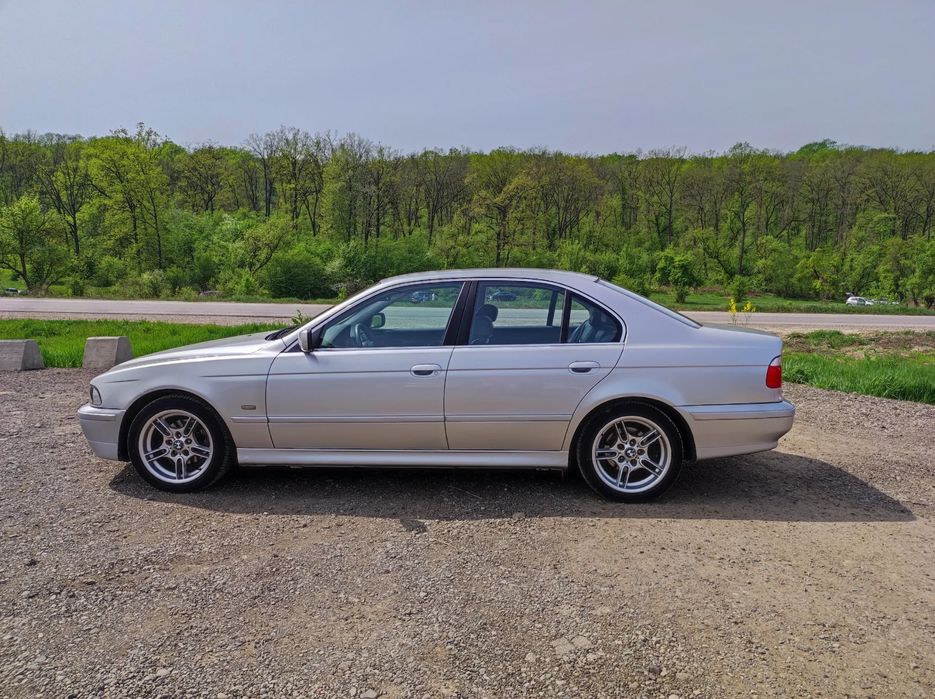 BMW Seria 5 BMW E39 520D manual, facelift, 2002