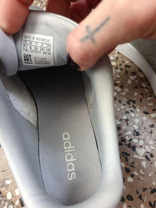 Дамски кожени кецове Adidas