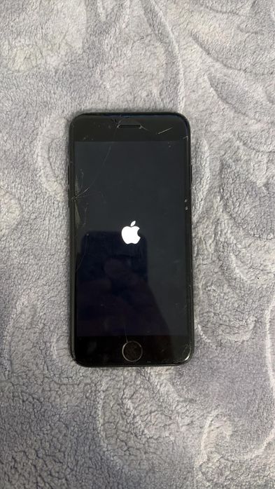 iPhone 7 – ecran spart,funcțional– 110