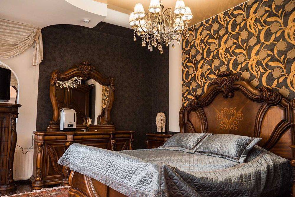 Срочно продаётся 4-этажный дом с авторским ремонтом, 2 сотки, Никитина