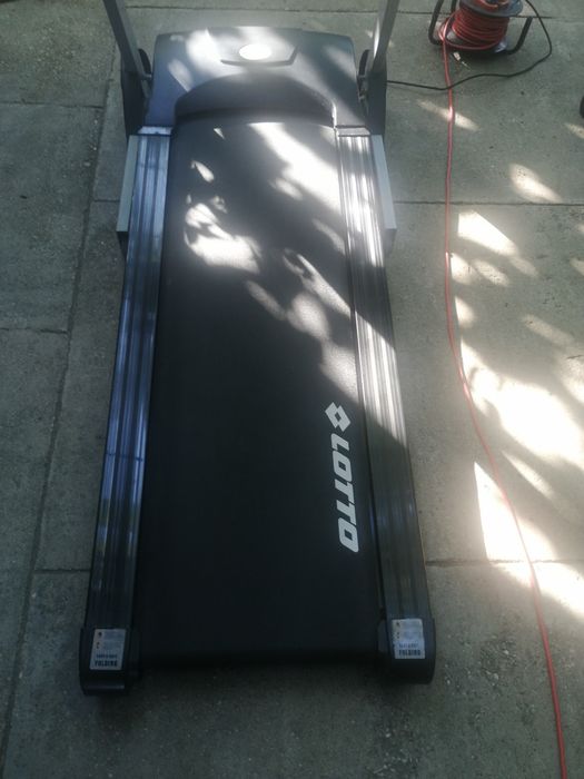 Bandă de alergat electrica LOTTO