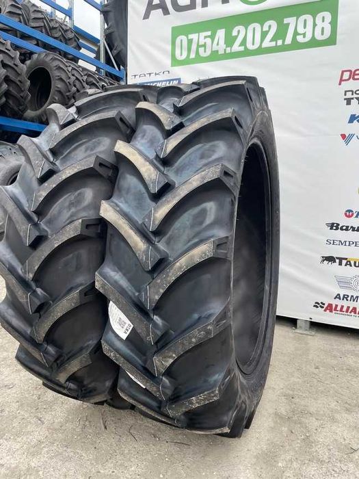 Cauciucuri noi 15.5-38 cu 12 pliuri pt tractor spate U650 marca OZKA
