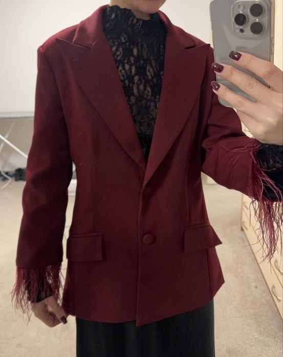 Сако с пера в цвят бордо