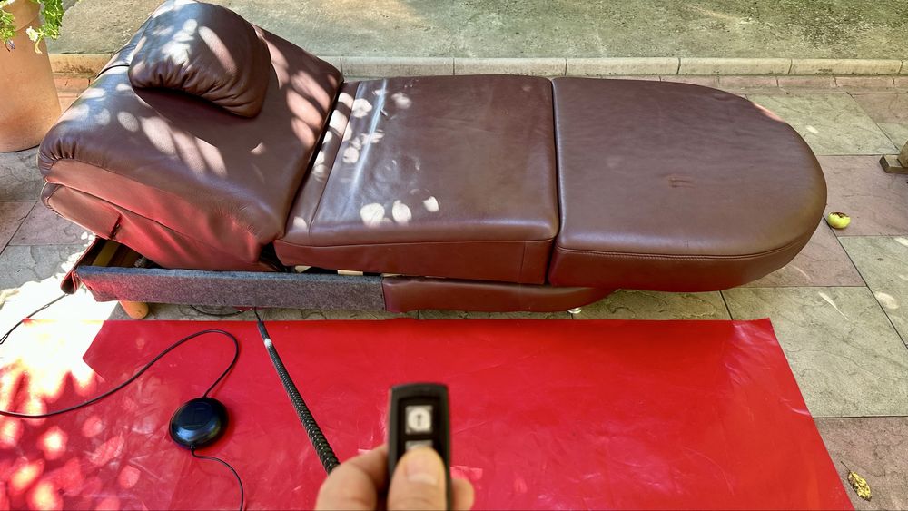 Canapea, fotoliu, divan din piele naturala, rabatabila cu telecomanda!