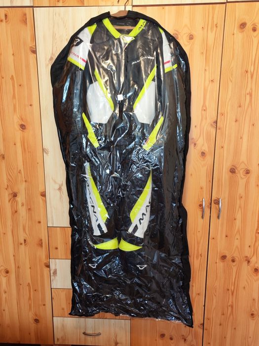 Combinezon moto piele 2 piese ca NOU L 52