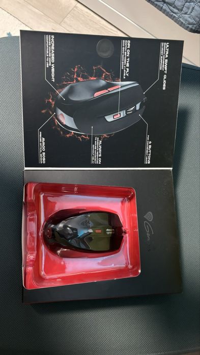 Геймърска оптична мишка Genesis G33