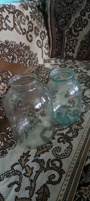 Продам банки 3-х и 2-х литров