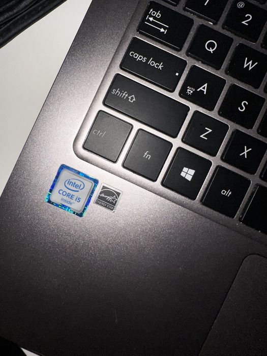 Laptop Asus ZenBook UX306U ultra slim functionare perfecta