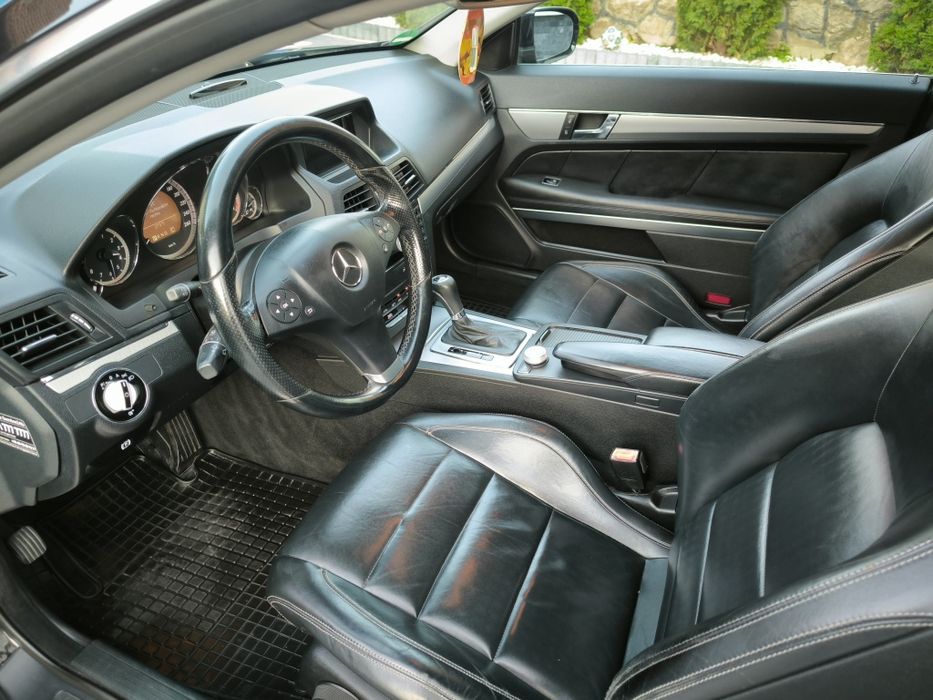 Mercedes-Benz  AMG E250 CGI Coupe C207