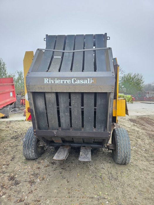 Presă  de balotat rotunda Rivierre Casalis RC125