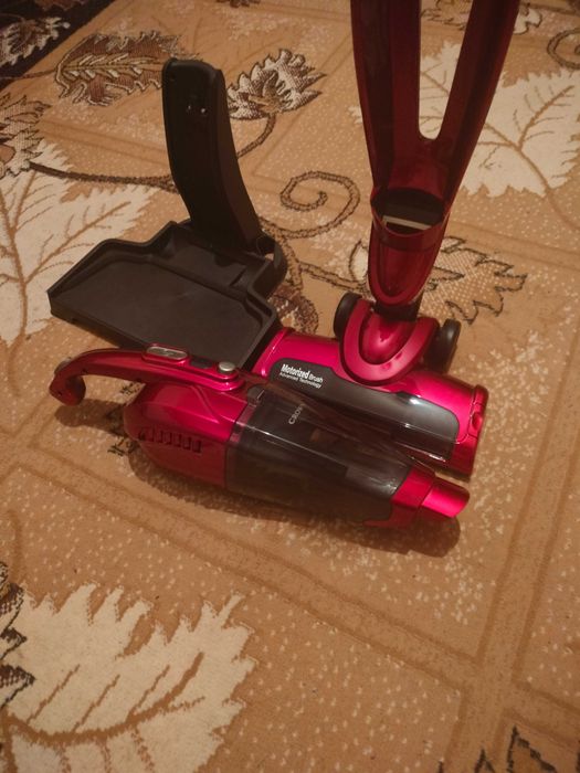 Вертикална прахосмукачка Crown CVC-233