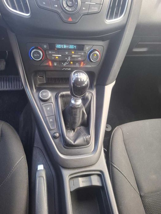 Ford Focus 1.5 120cp