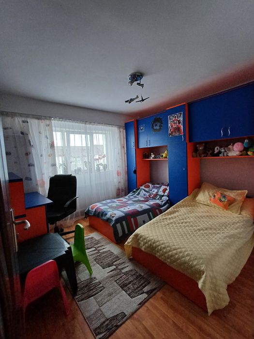 Vând Apartament 2 Camere decomandat