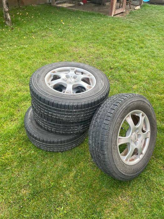 Jante cu cauciucuri iarna 6,5J×16H2 ET45 215 70 R16 Fiat Dacia Renault