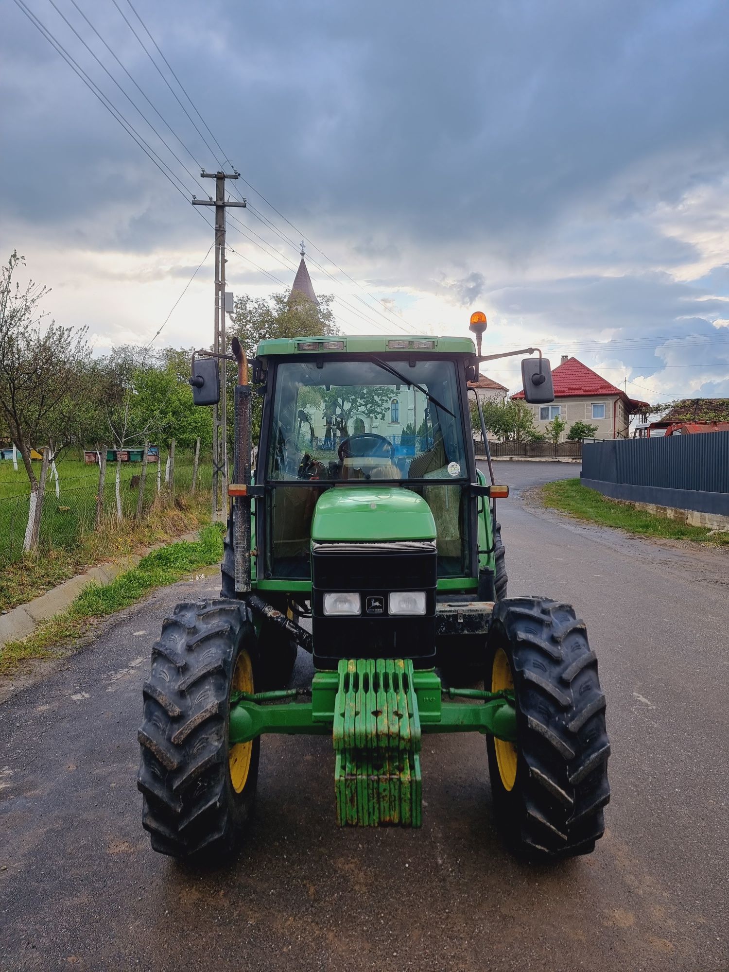 Tractor John Deere 6100