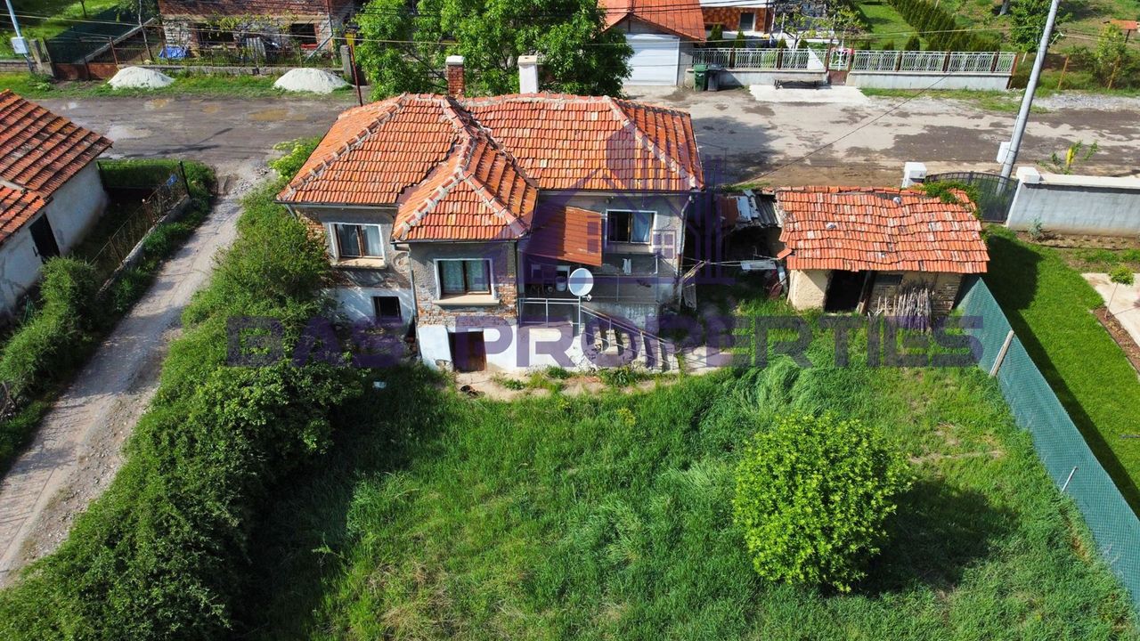 Продава се Къща в с. Петърч, Област София-област - 60 кв.м за 1617 €/кв.м - Снимка #4