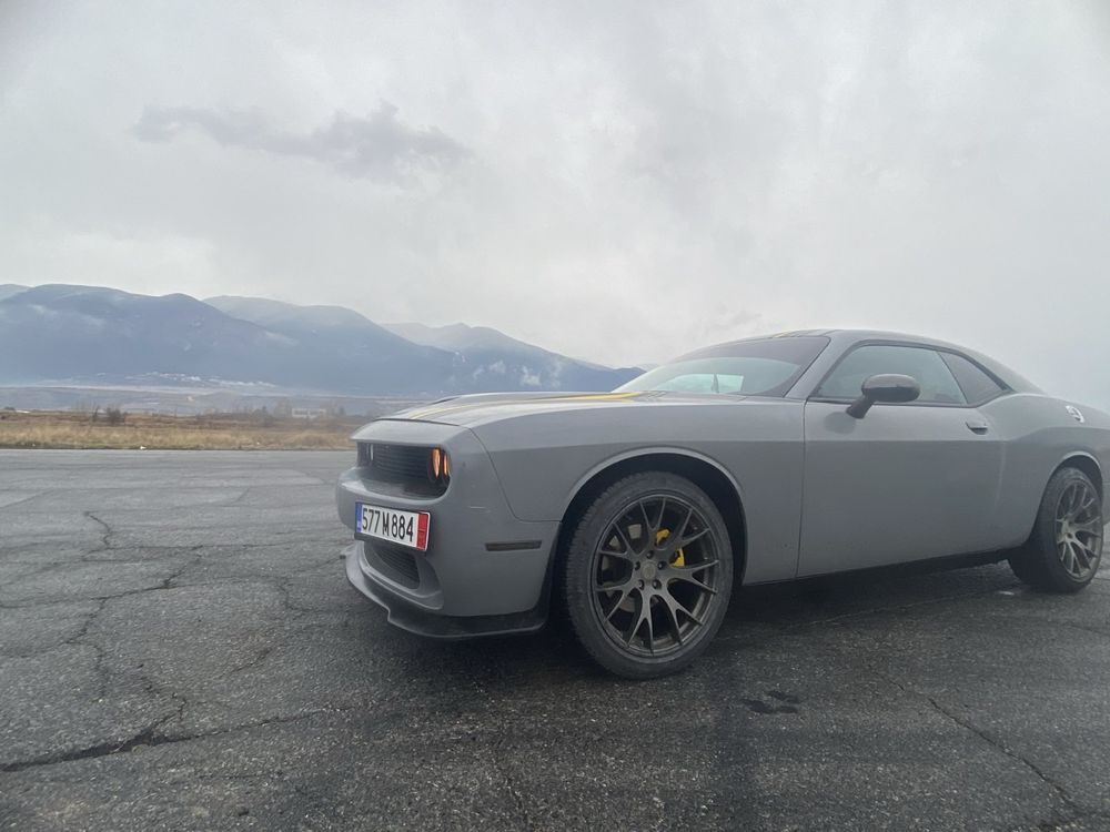 Dodge challenger