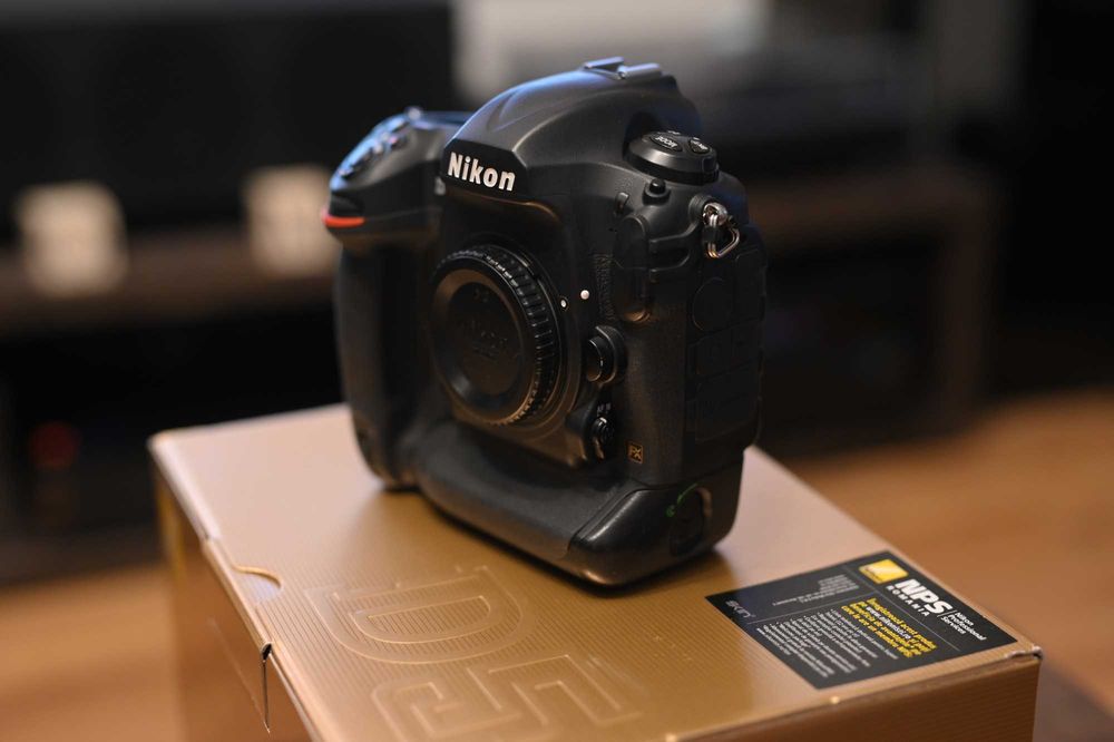 Body DSLR Nikon D5 full box