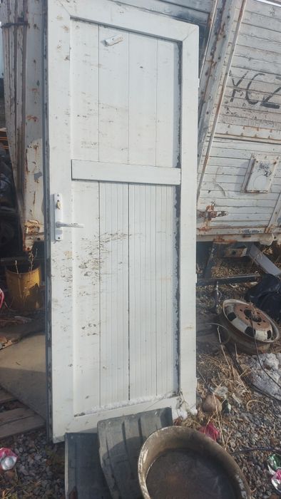 Дверь пластиковая без косяка