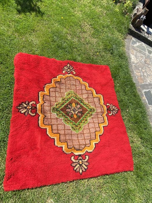 Китеници - 2бр. Нови и един използван по 50 лв/бр