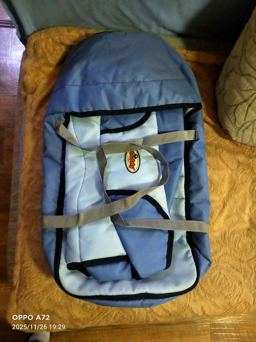 Стационарный навесной электронный моментальный термометр.