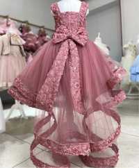 Шикарное платье для принцессы