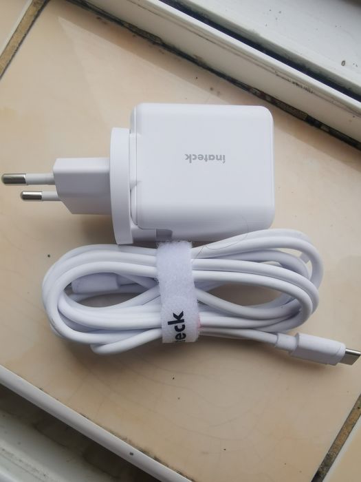 Încărcător telefon, tableta fast