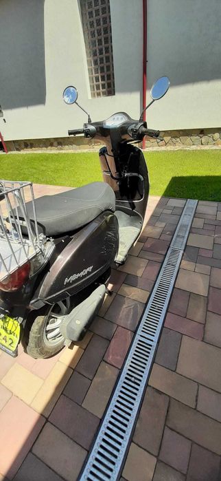 scuter/moped 49 cm3
