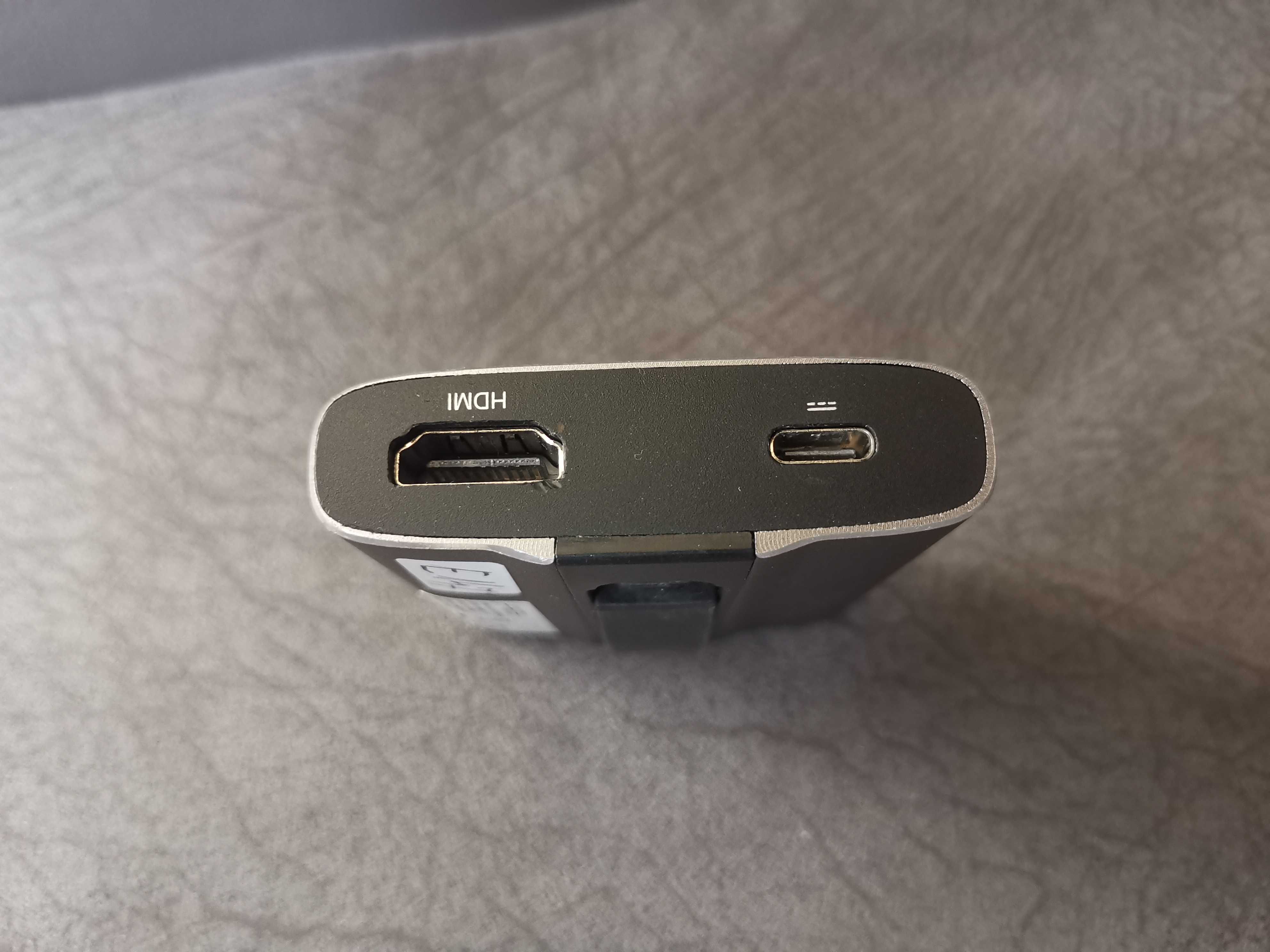 Dock Adaptor Usb C cu Hdmi si usb C