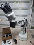 Microscop bresser.