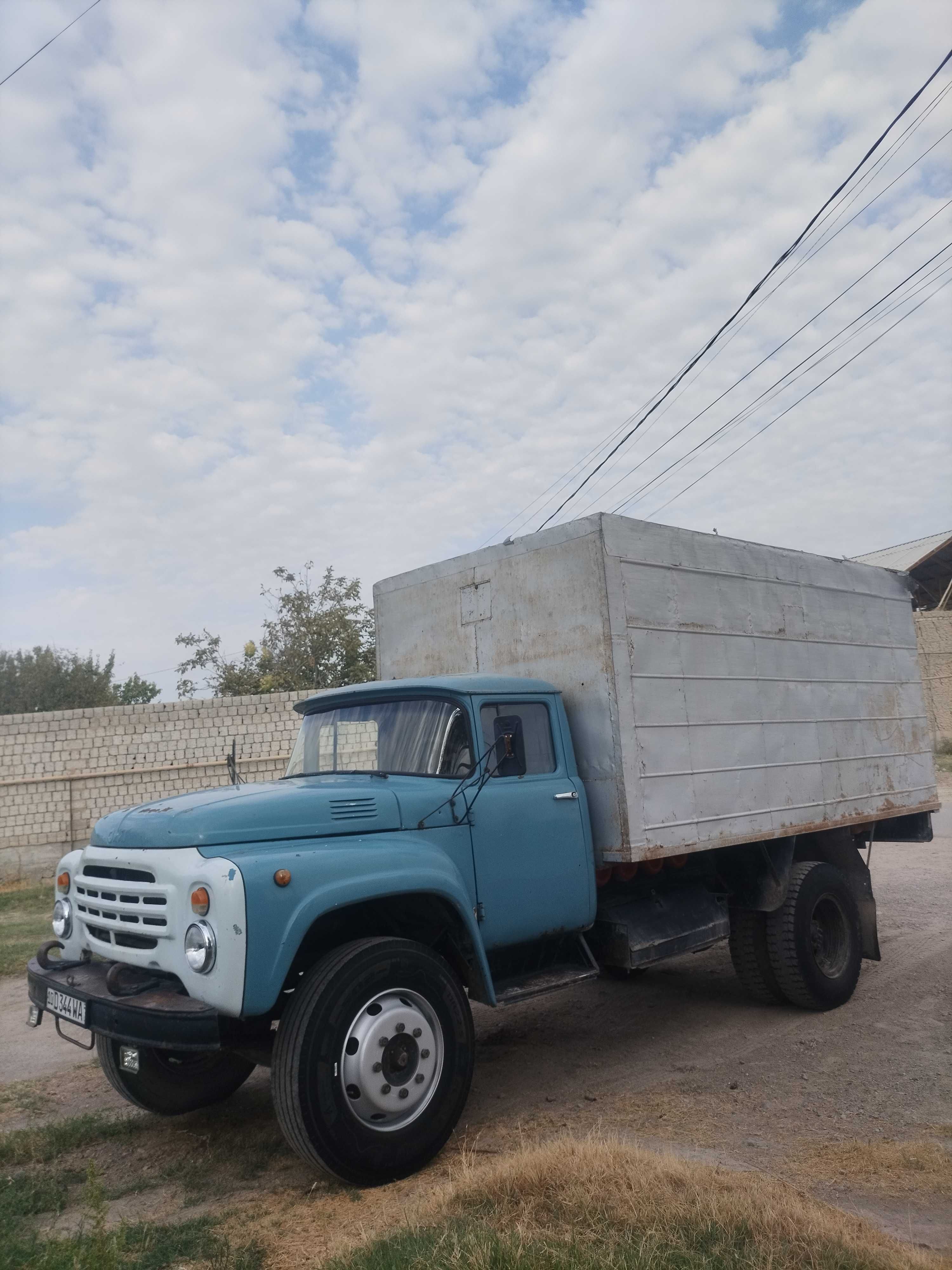 Zil138 refrishator 1975 yil