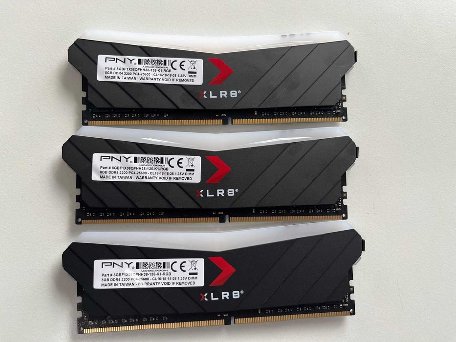 Memorie ram PNY XLR8 8GB 3200MHz RGB