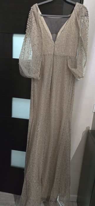 Rochie de ocazie cu pietre strălucitoare de vânzare