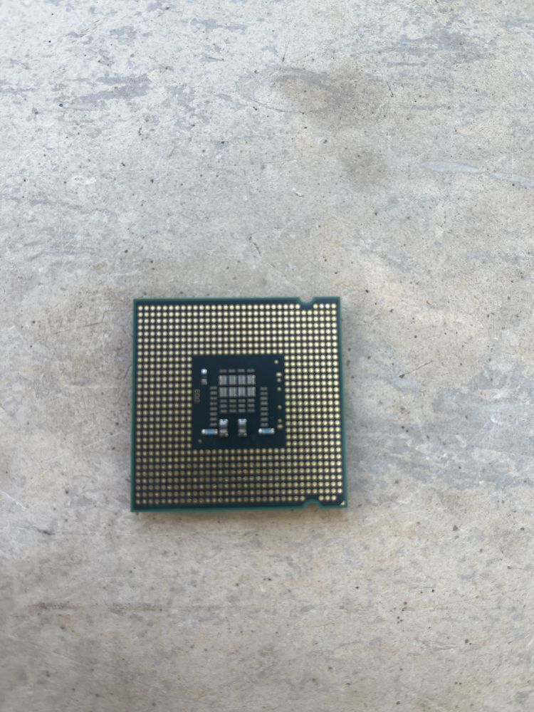 Процесор Intel Core duo E7300