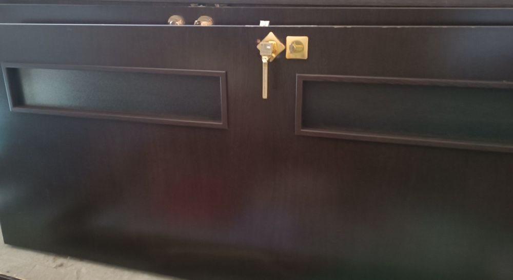 Eshiklar Sotiladi narxi 500 000som