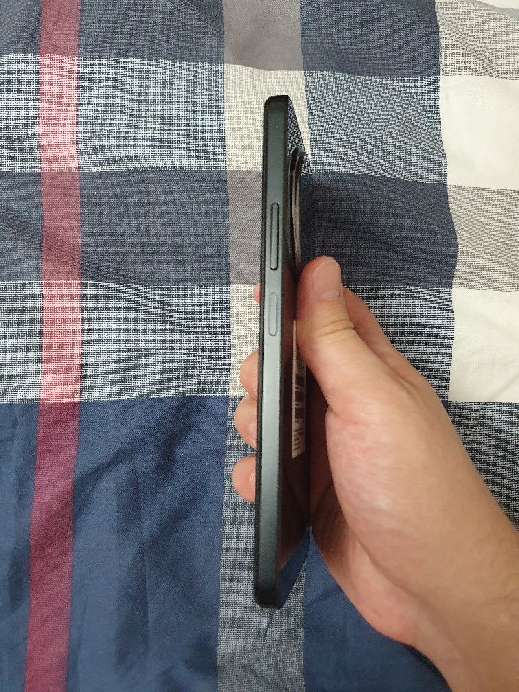 Srochna sotiladi Xiaomi Redmi A3 4/128Gb Black Original Yengi madel