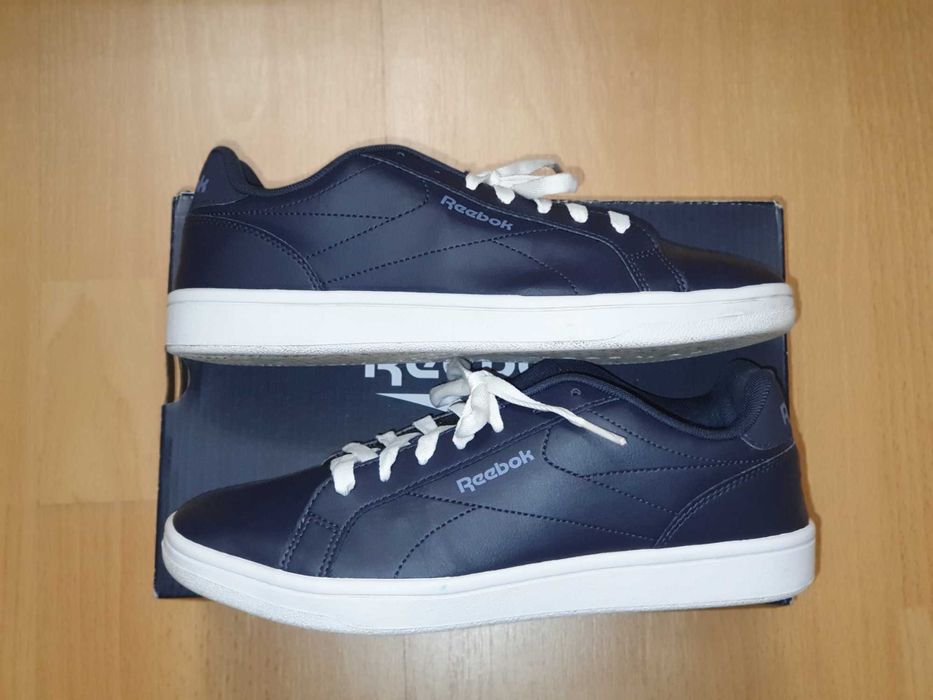 Adidasi originali Reebok marime 40 ideali pentru blugi