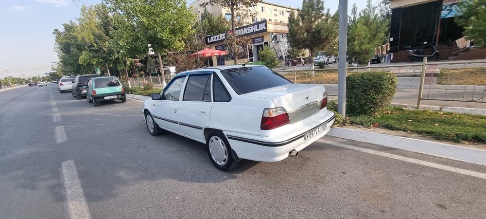 Nexia 1 sotiladi Yili 1998. Narxi kelishiladi